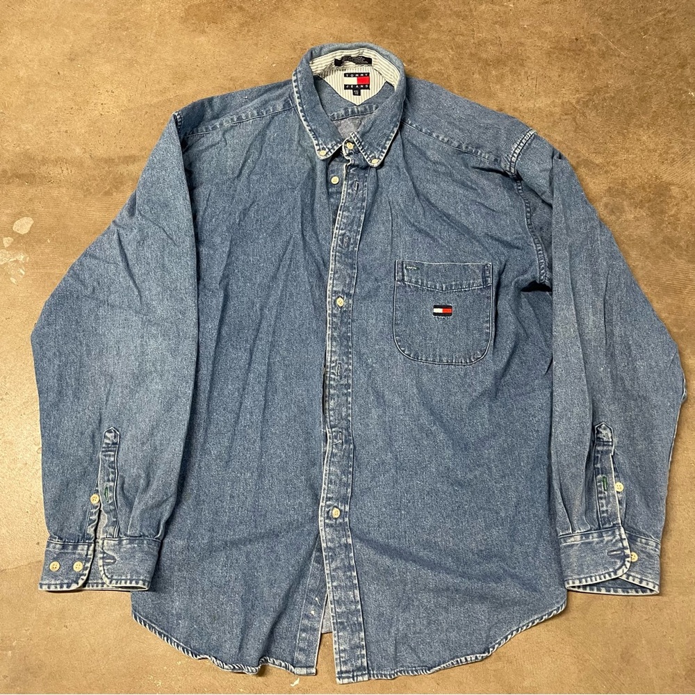 Vintage 90’s Men's Blue Denim Tommy Hilfiger Shirt